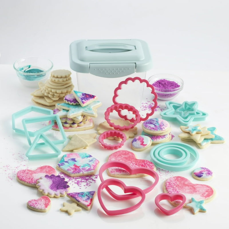  15-Piece Assorted Cookie Cutter Set with Storage Container