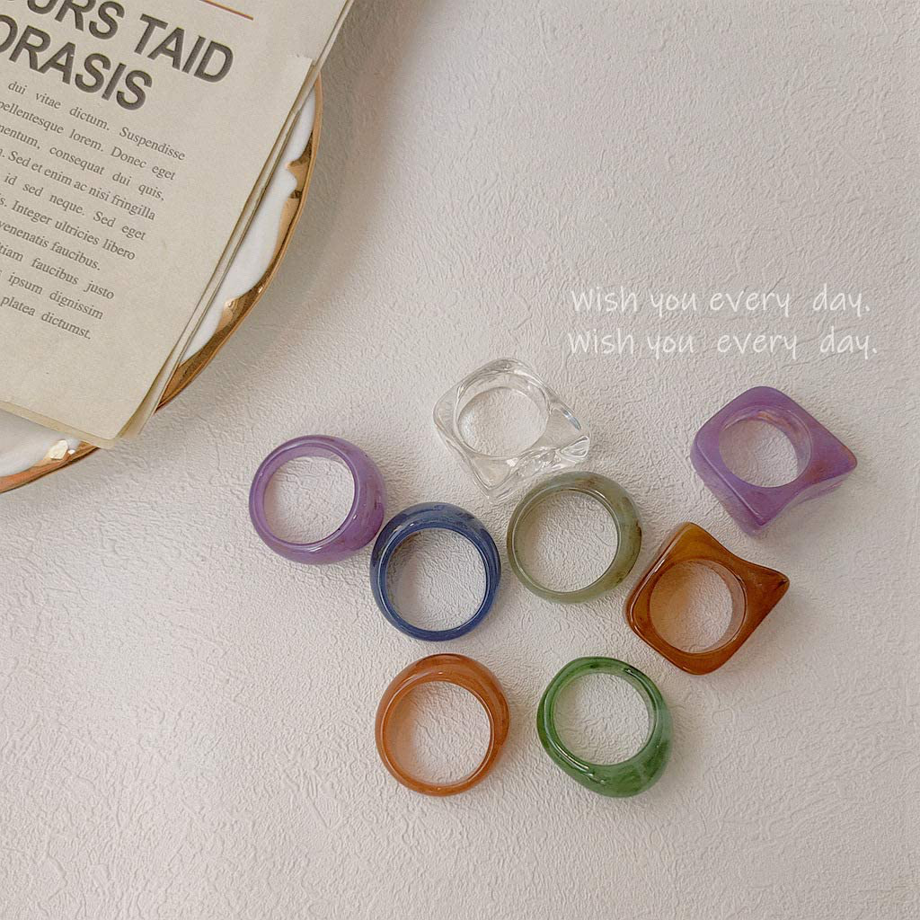 Caiyao 8 Pcs Resin Ring Set Wide Thick Dome Knuckle Finger Stackable Joint Ring Colorful Acrylic Vintage Jewelry Retro Acrylic Resin Index Finger Ring Party Elegant Handmade Gift for Women Girls