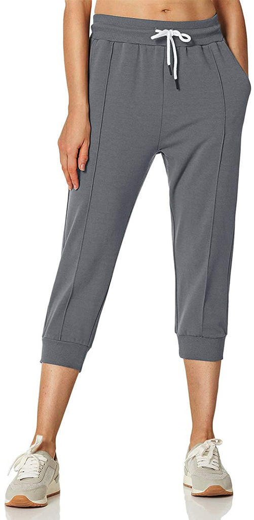 SPECIALMAGIC Women's Sweatpants Capri Pants Cropped Jogger Running Pants Lounge Loose Fit Drawstring Waist with Side Pockets