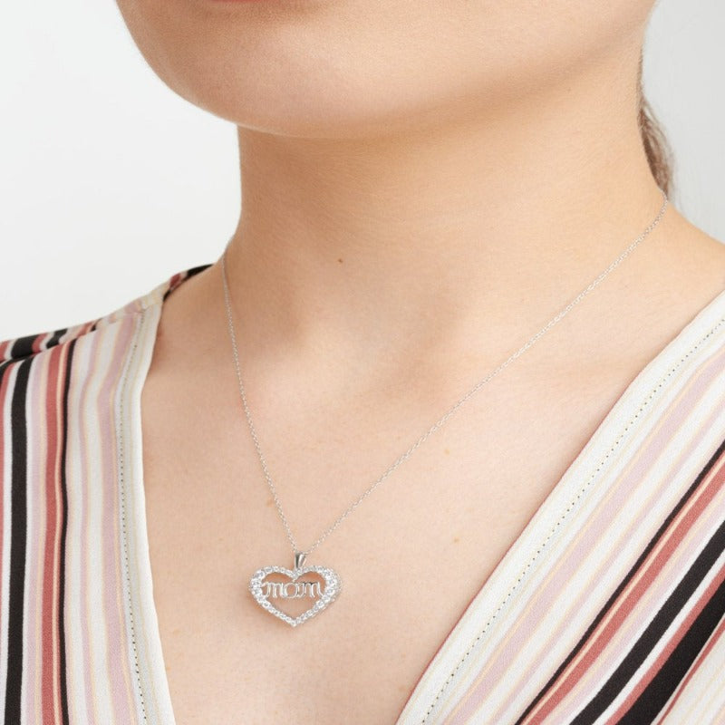 925 Sterling Silver Open Heart "Mom" Pendant Necklace with 18" Chain